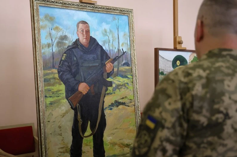 У Хмельницькому триває виставка портретів полеглих захисників