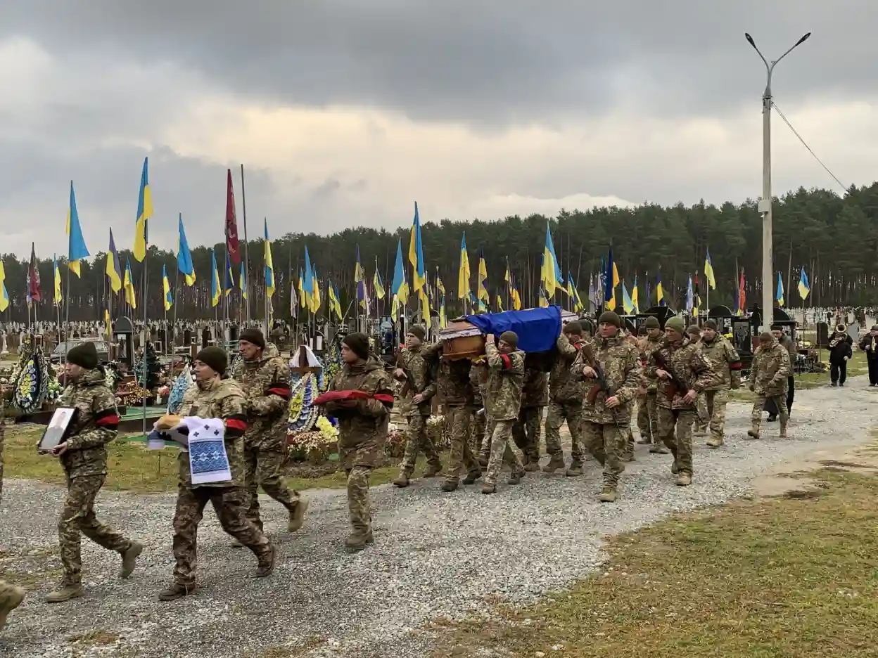 На Хмельниччині попрощались з колишнім поліцейським та військовим Вадимом Чепурченком