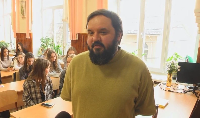 Замість уроку — вистава: як у хмельницьких школах реалізовують театральний проєкт