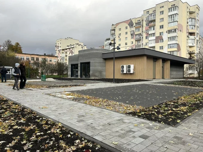 У Львові відбувся перший урок в школі, збудованій за допомогою 3D-принтера