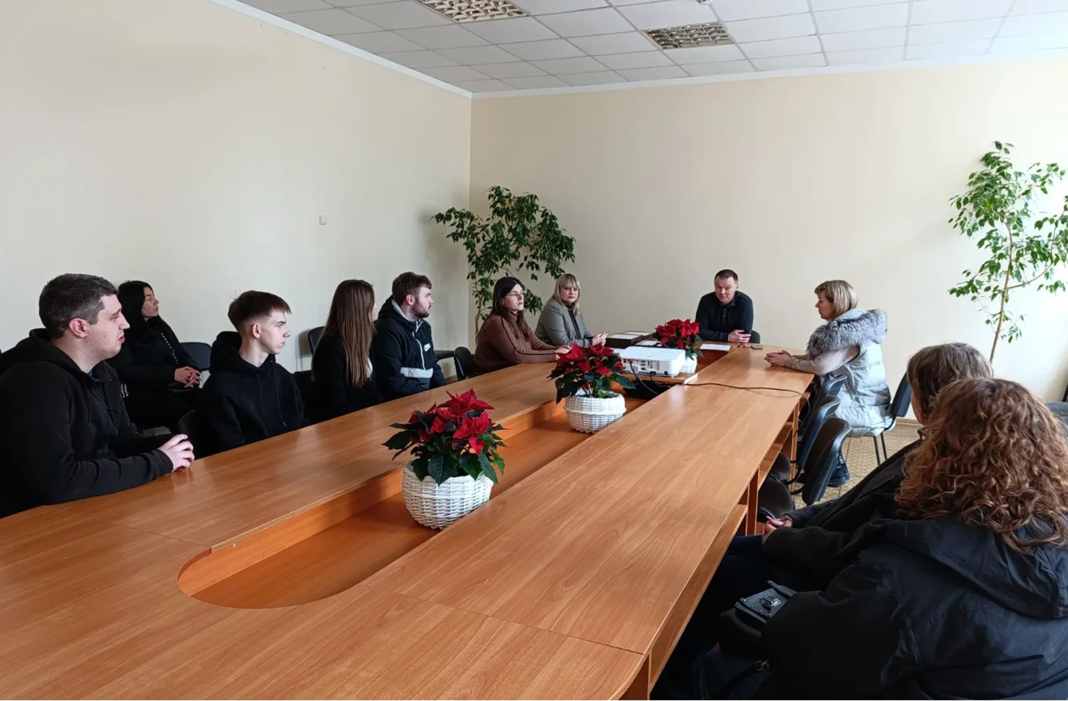 Студенти пільгових категорій Хмельницької громади отримали матеріальну допомогу до Дня студента