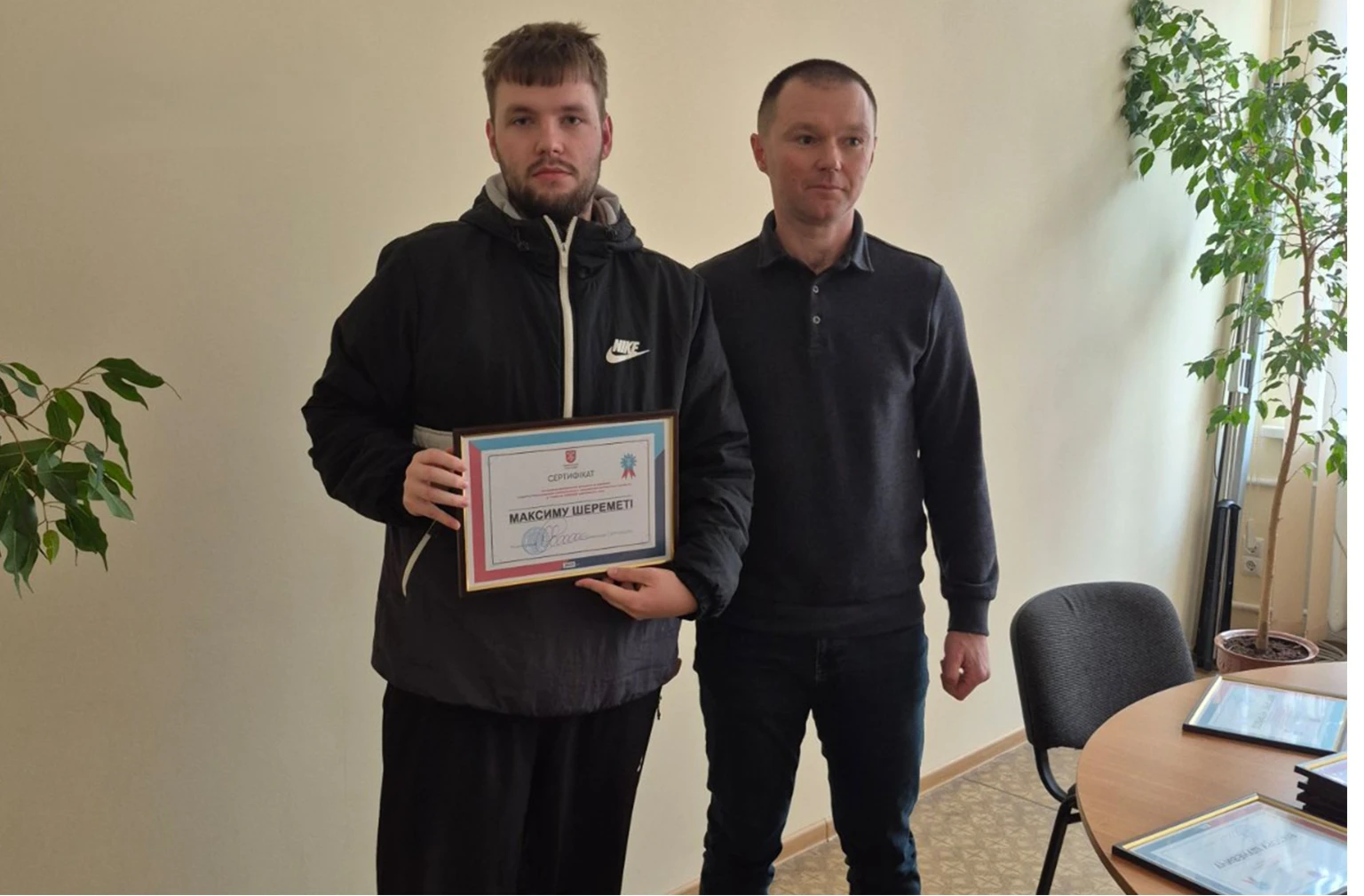 Студенти пільгових категорій Хмельницької громади отримали матеріальну допомогу до Дня студента