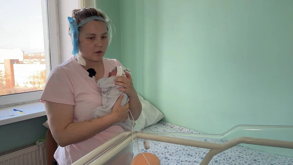 “Була загроза моєму життю”: хмельничанка народила дитину масою 1,5 кг, попри заборону лікарів