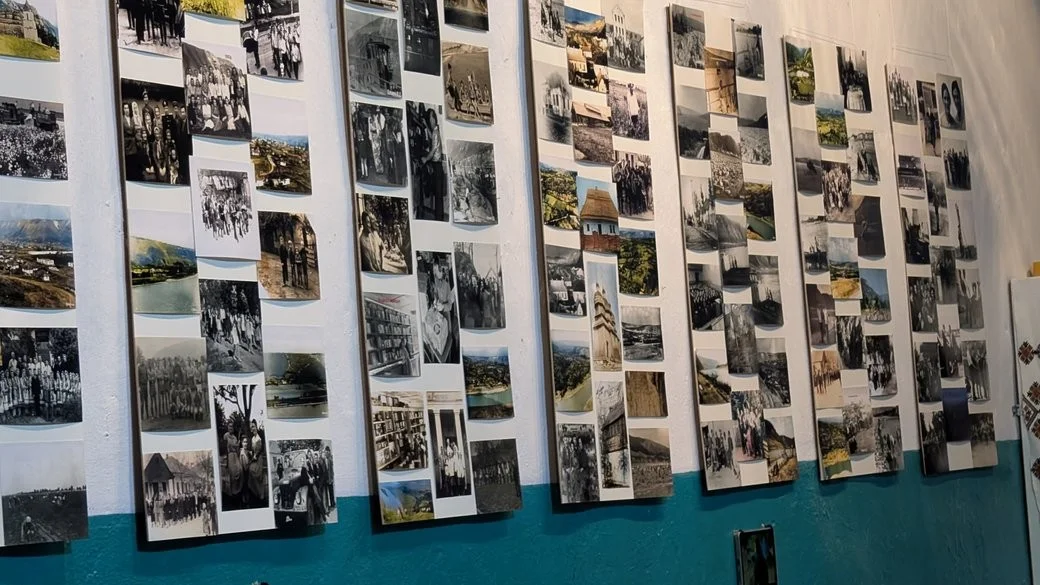 “Місцеві почали приносити й фотографії своїх дідів, бабусь”: сільський клуб поблизу Бакоти перетворили на музей