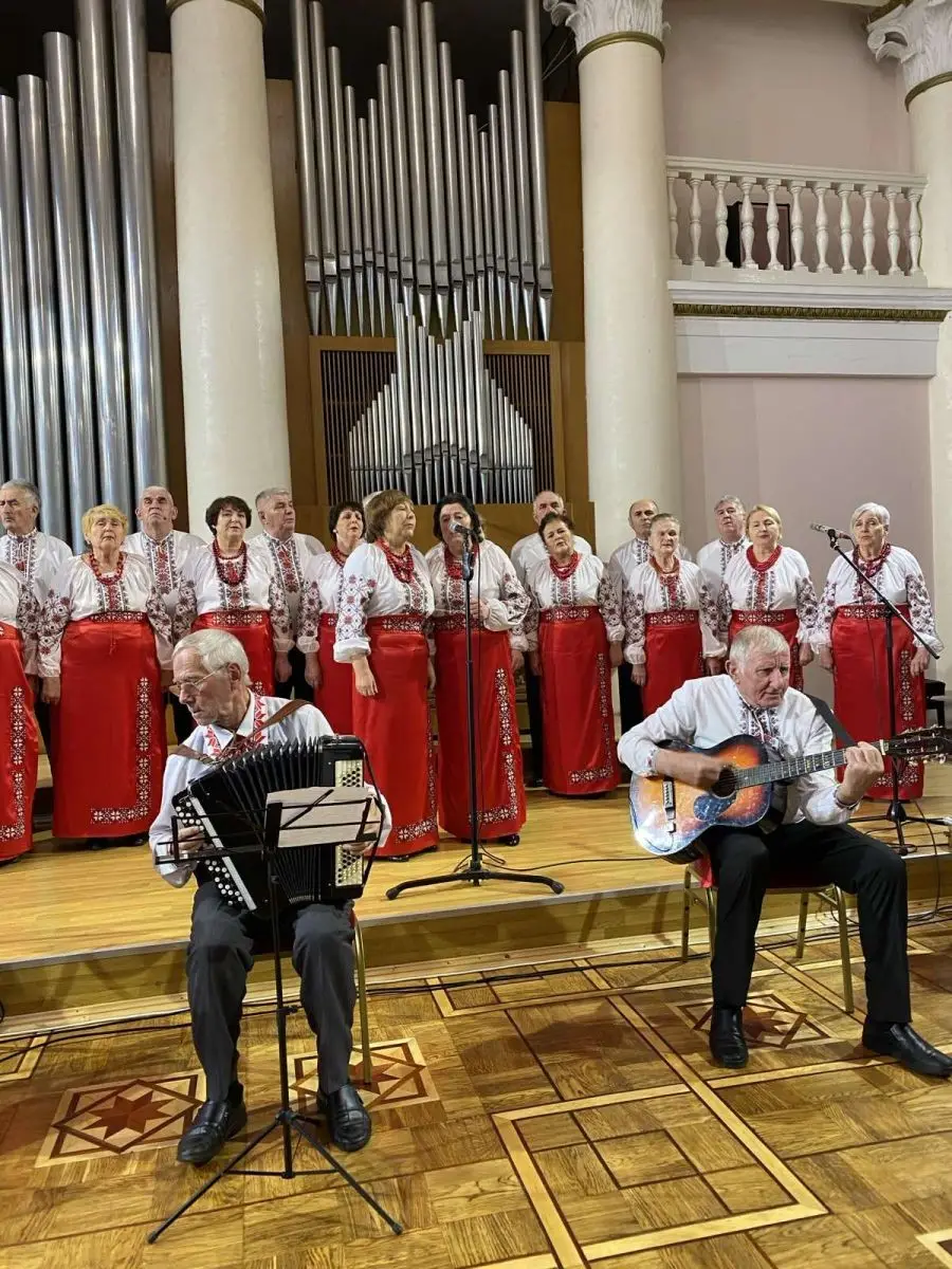 Cольний концерт Михайла Люшні.