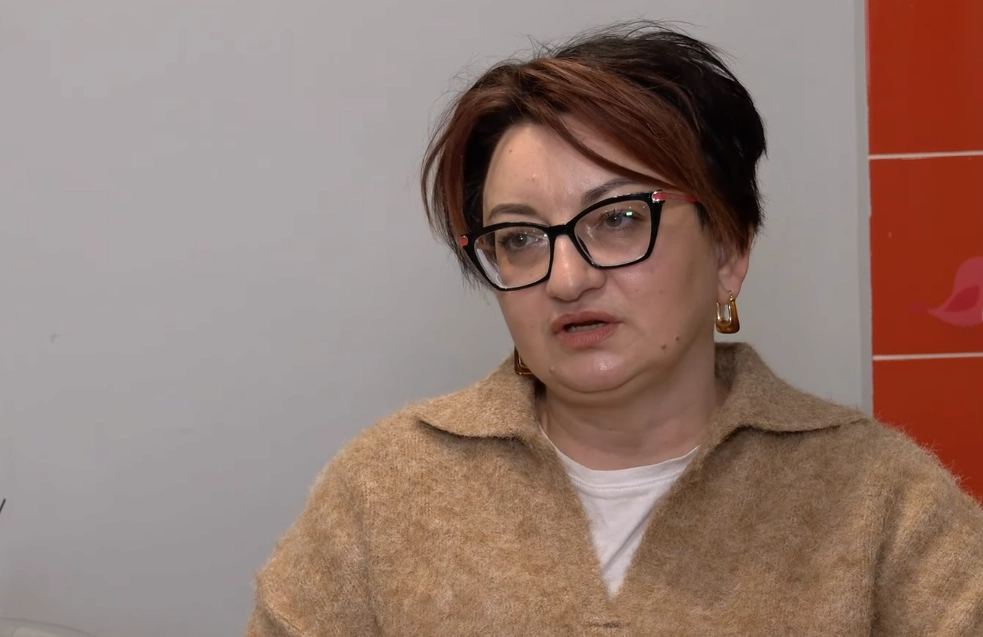 “Цілу ніч сидів в телефоні”: як у школі на Черкащині долають залежність від гаджетів