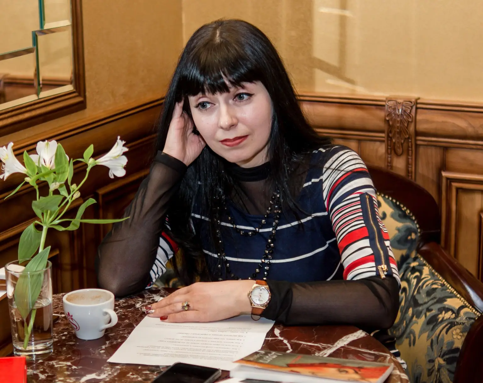 У бібліотеці Оксана Зененко представила свій новий роман «Ад’ютанти України»