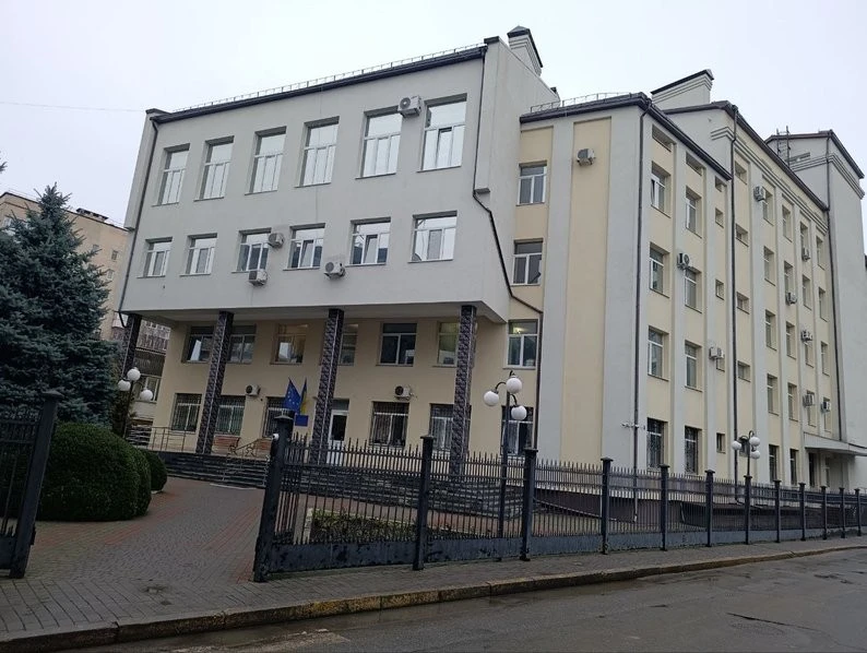 НАБУ проводить обшуки у Хмельницькій державній податковій службі: що відомо