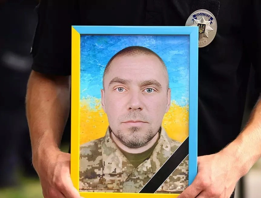 Рідним загиблих поліцейських з Хмельниччини вручили посмертні нагороди