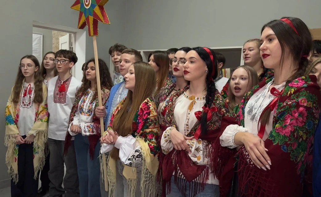 Вперше за понад пів століття у приміщенні Dom Ludowy у Хмельницькому звучали колядки польською