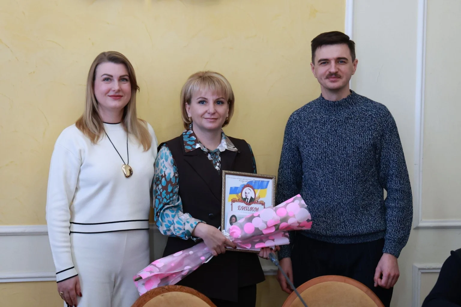 Педагоги і науковці Хмельниччини отримали премію імені Миколи Дарманського (ІМЕНА, ФОТО)