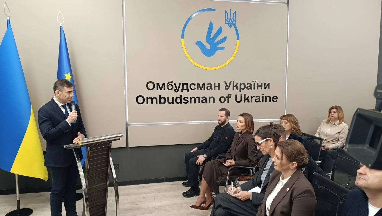 У Хмельницькому відкрили центр захисту прав людини: що там є
