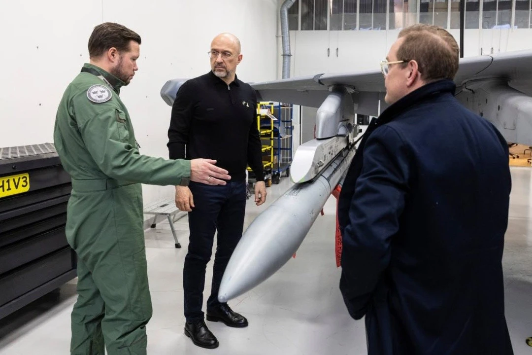 Переговори про Gripen виходять на практичний етап: Україна і Швеція звіряють кроки