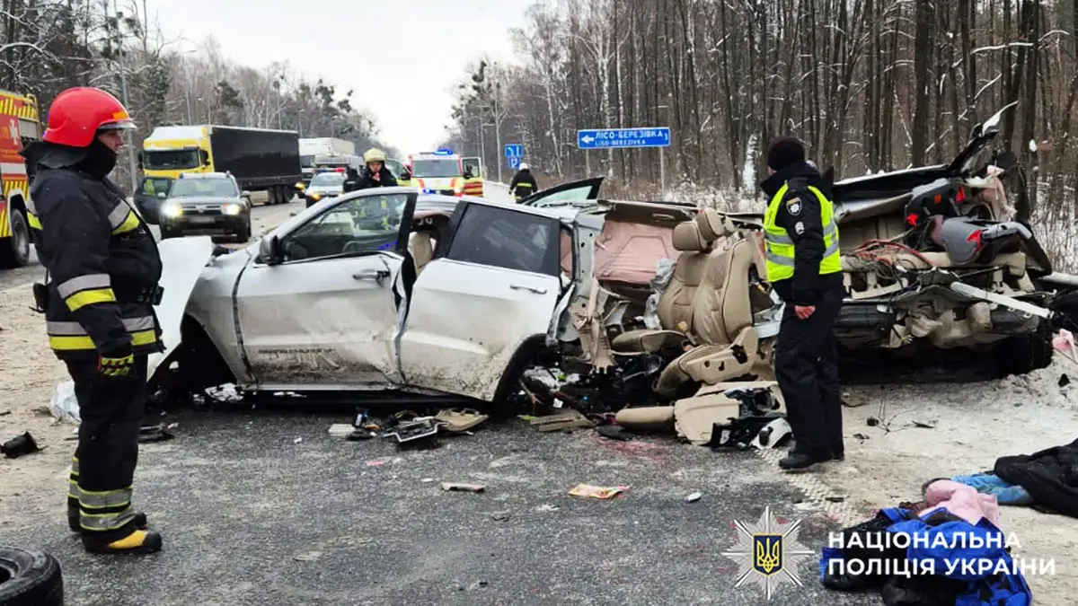 Смертельне зіткнення на трасі М-30 біля Лісо-Березівки: загинули батько та 7-річний син