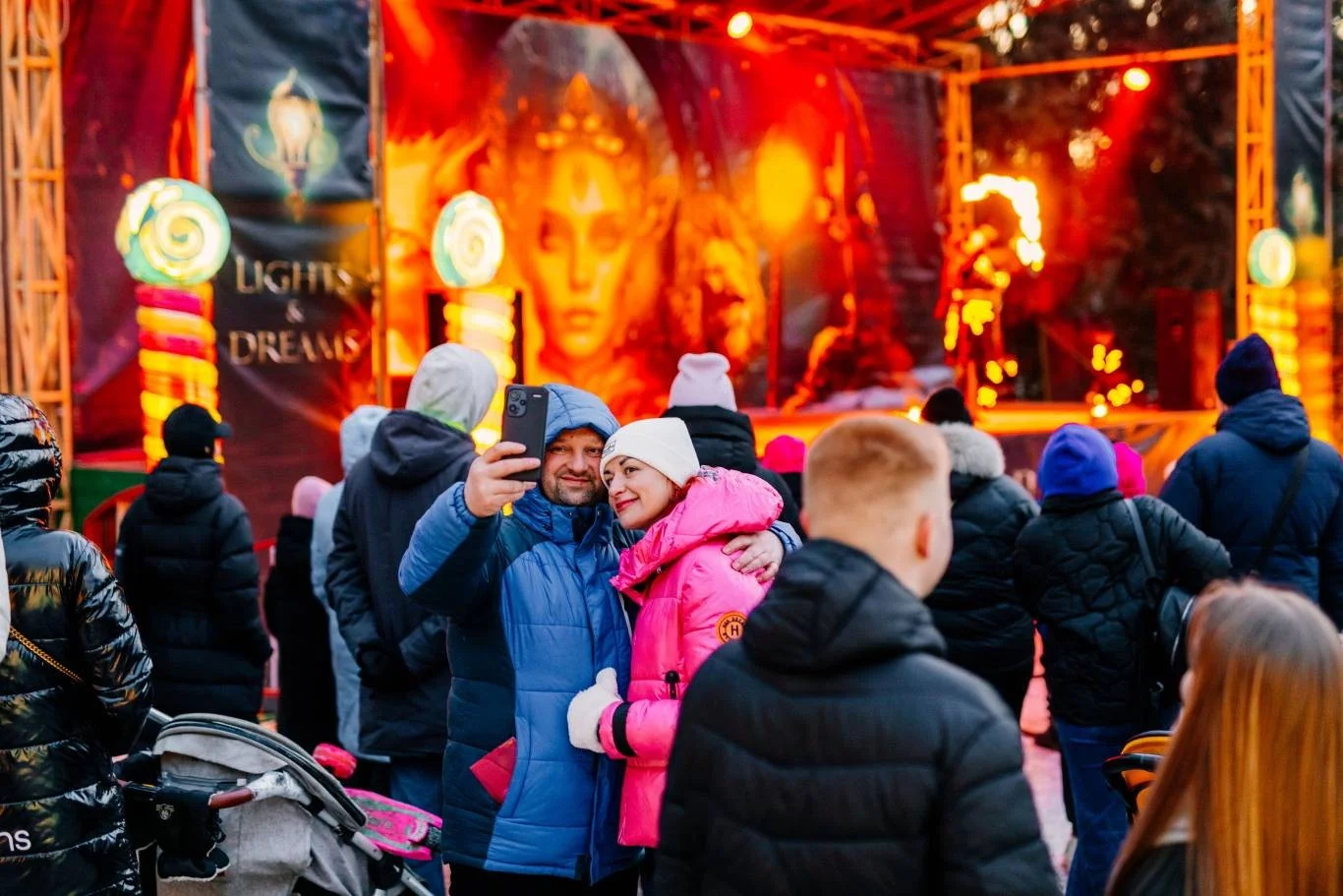 Велетенські дракони та магічні ельфи: Хмельницький готується до відкриття масштабного «Парку Ліхтарів»