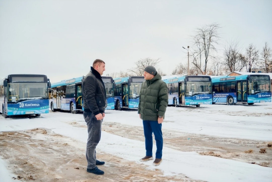Безбар’єрність на колесах: Кам’янець-Подільський оновив парк громадського транспорту