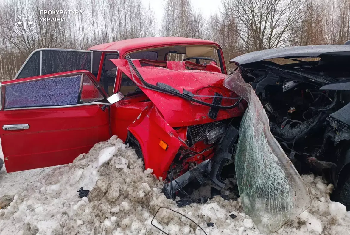 Смертельний маневр на Шепетівщині: винуватцю ДТП з двома загиблими оголосили підозру
