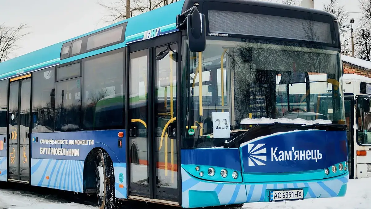 Муніципальний транспорт Кам’янця-Подільського розширює графіки руху
