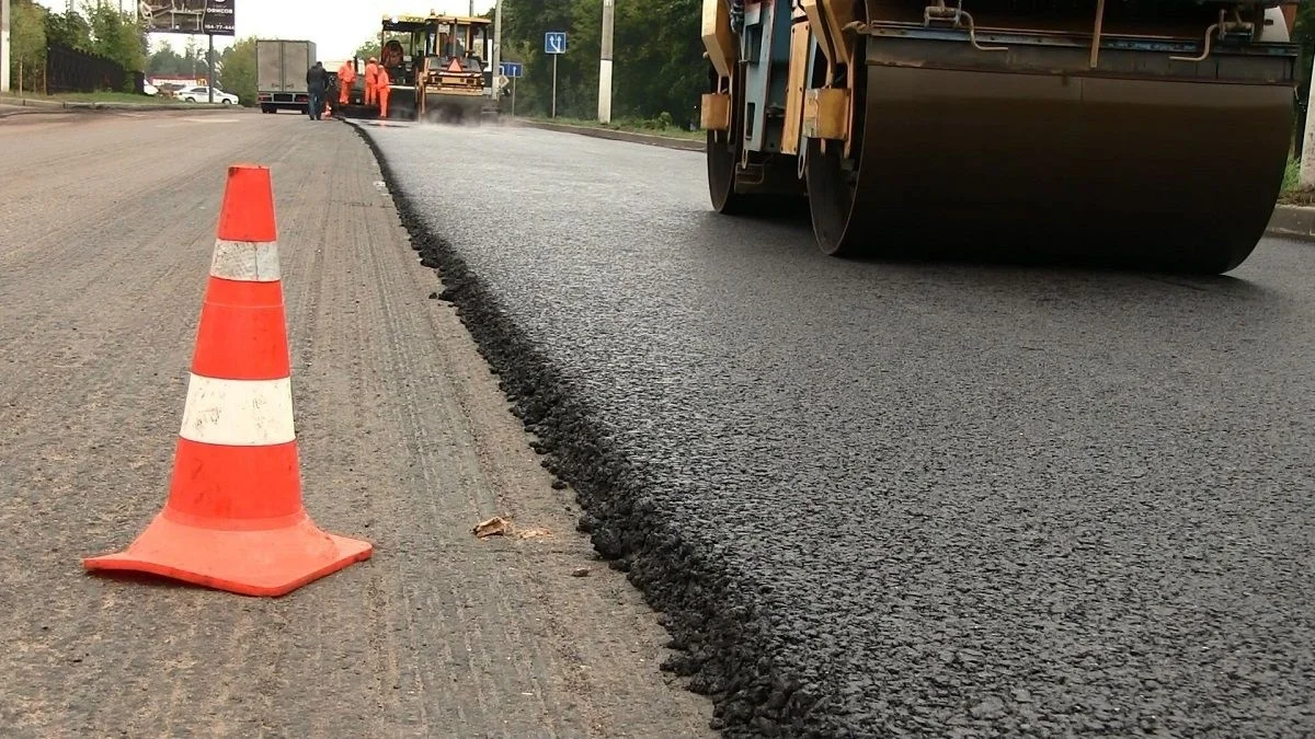 У Дунаївцях на кілька днів перекриватимуть дорогу – водіїв попередили про зміни