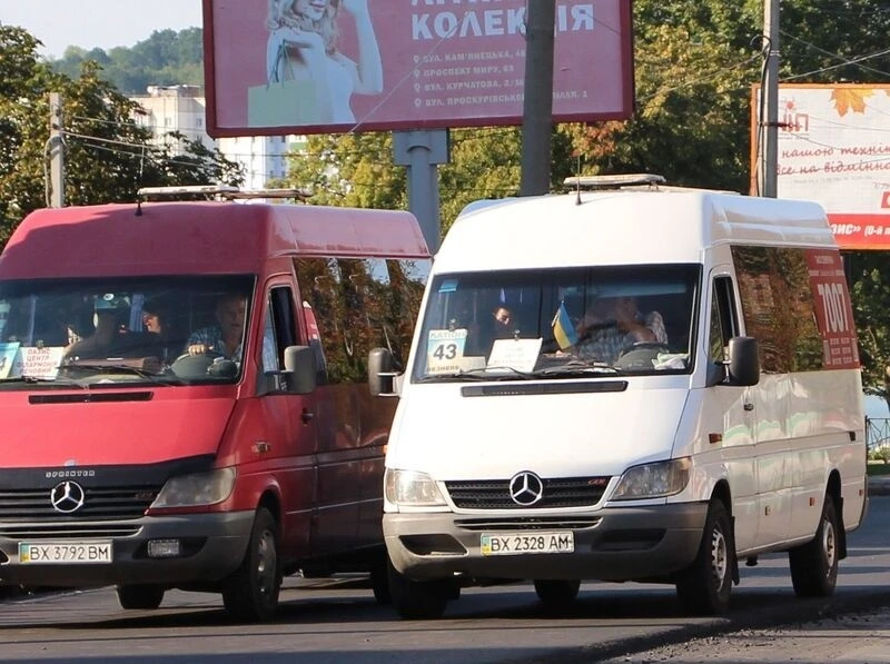 Безготівковий розрахунок у маршрутках Хмельницького: на якому етапі запуск систем
