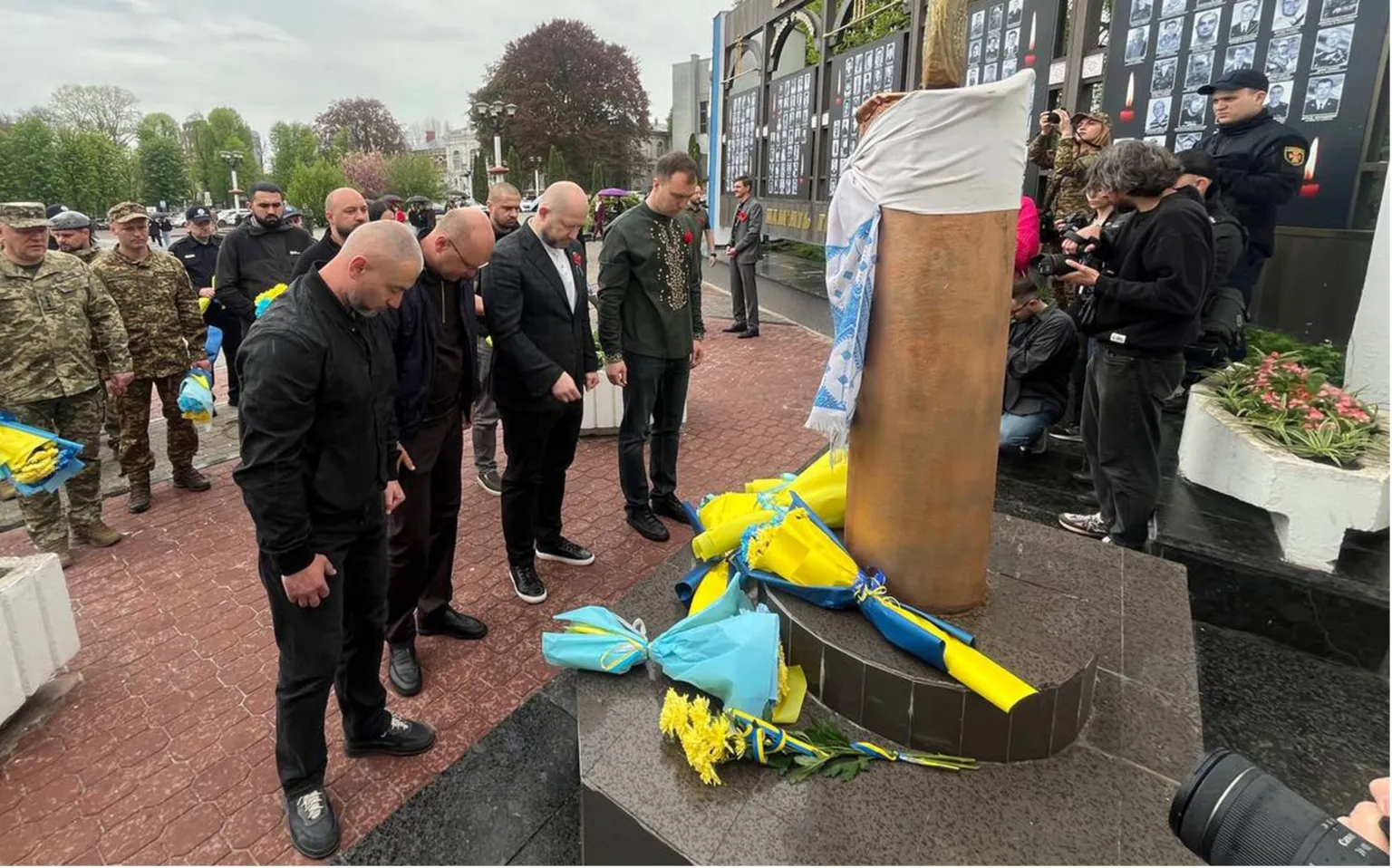 Пам’ять крізь покоління: Хмельницький вшанував загиблих у Другій світовій війні