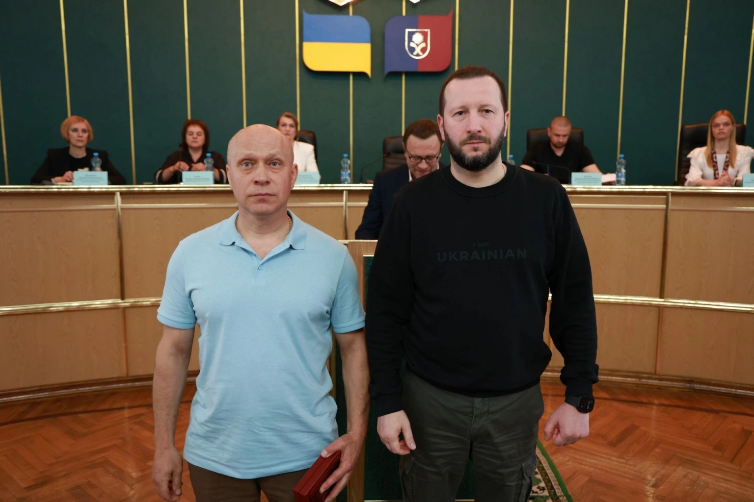 Подоляни отримали державні відзнаки: очільник Хмельницької ОВА вручив нагороди від Президента та Уряду