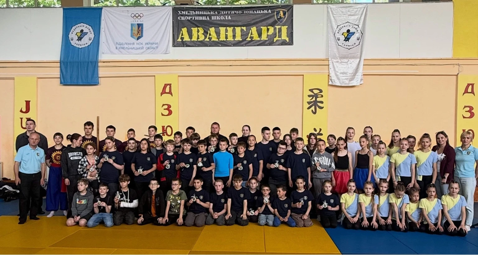 Хмельницькі ДЮСШ розпочали літній сезон для двох сотень атлетів