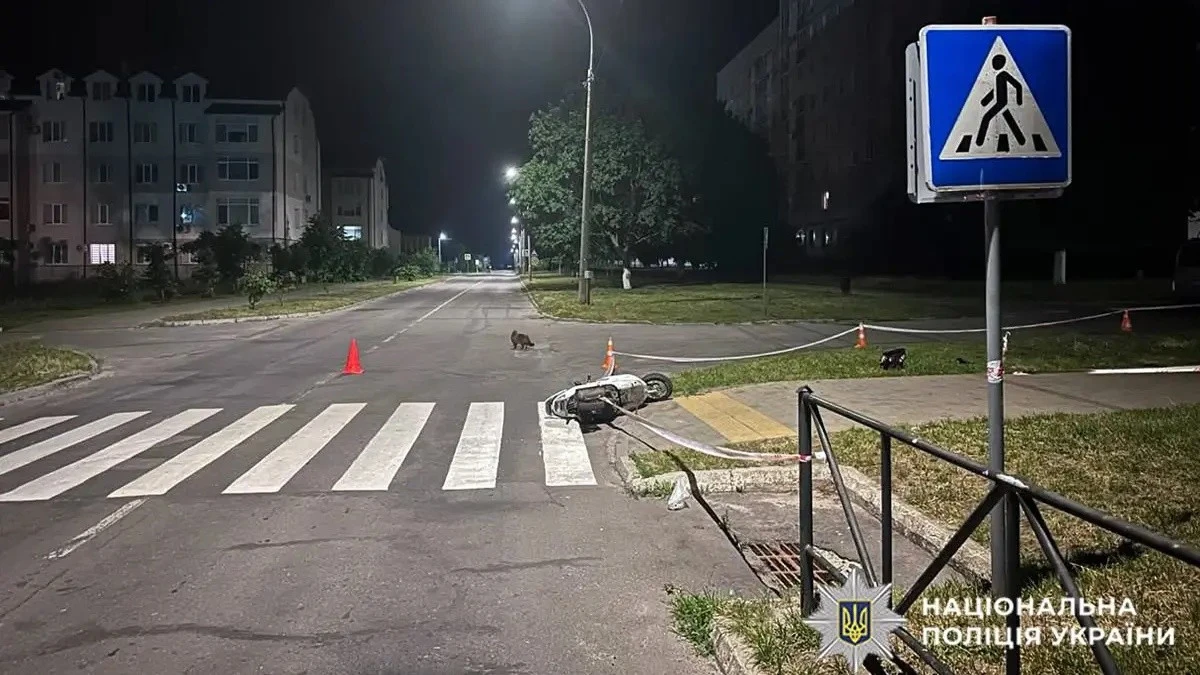 Підлітки потрапили до лікарні після нічної аварії у Нетішині
