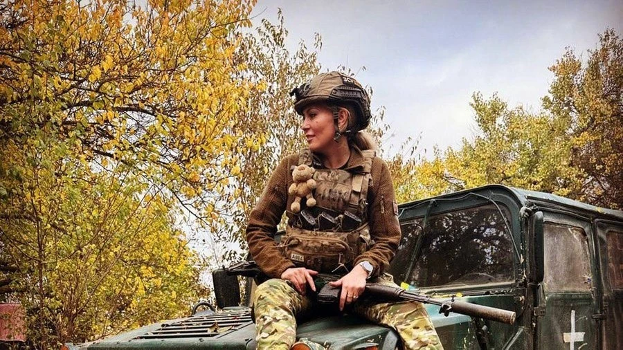 Запобігання м’язовим судомам у спеку: поради бойової медикині