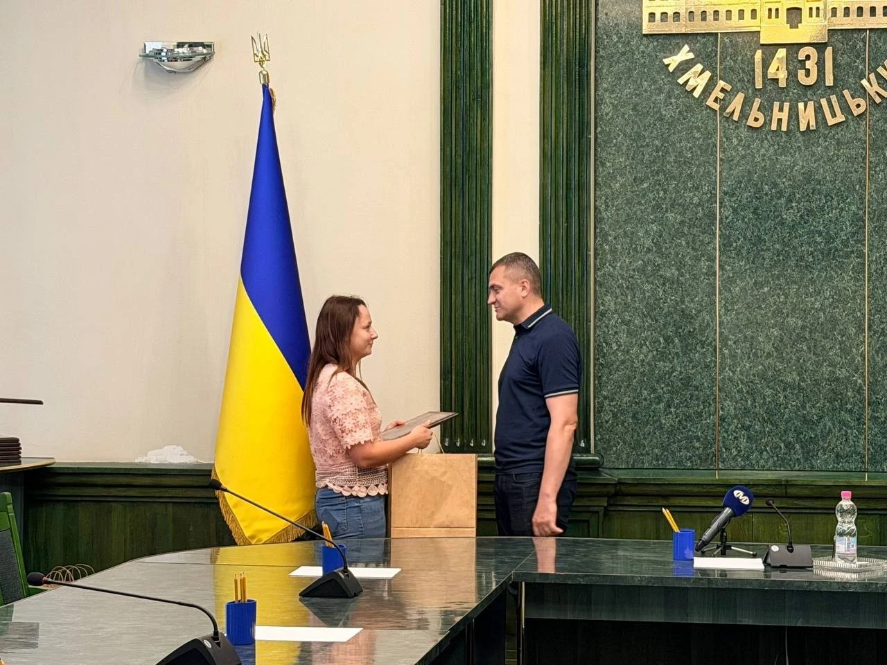 У Хмельницькому привітали підприємців і працівників торгівлі, які підтримують громаду та військових